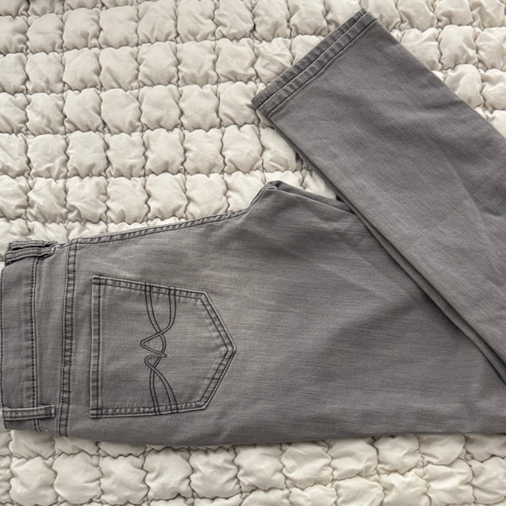 New York & Company Gray Skinny Jeans
